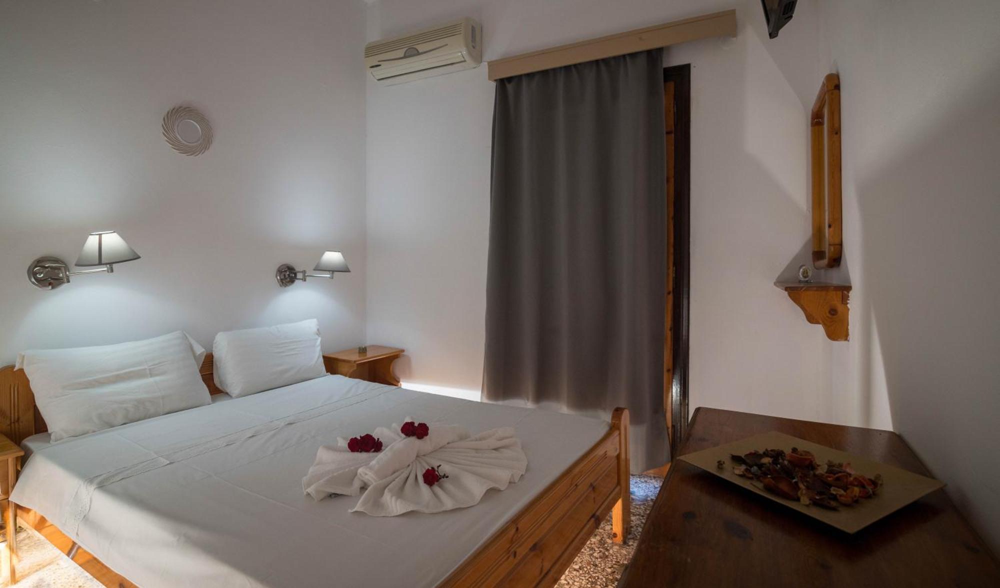 Minoa Sea Rooms Tsoútsouros المظهر الخارجي الصورة