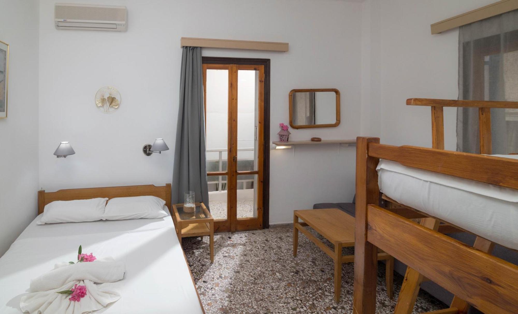 Minoa Sea Rooms Tsoútsouros الغرفة الصورة